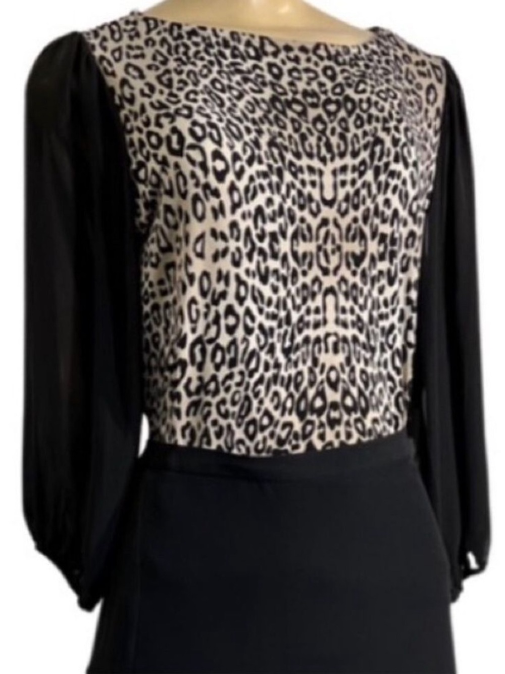 NWT Vince Camuto Top
